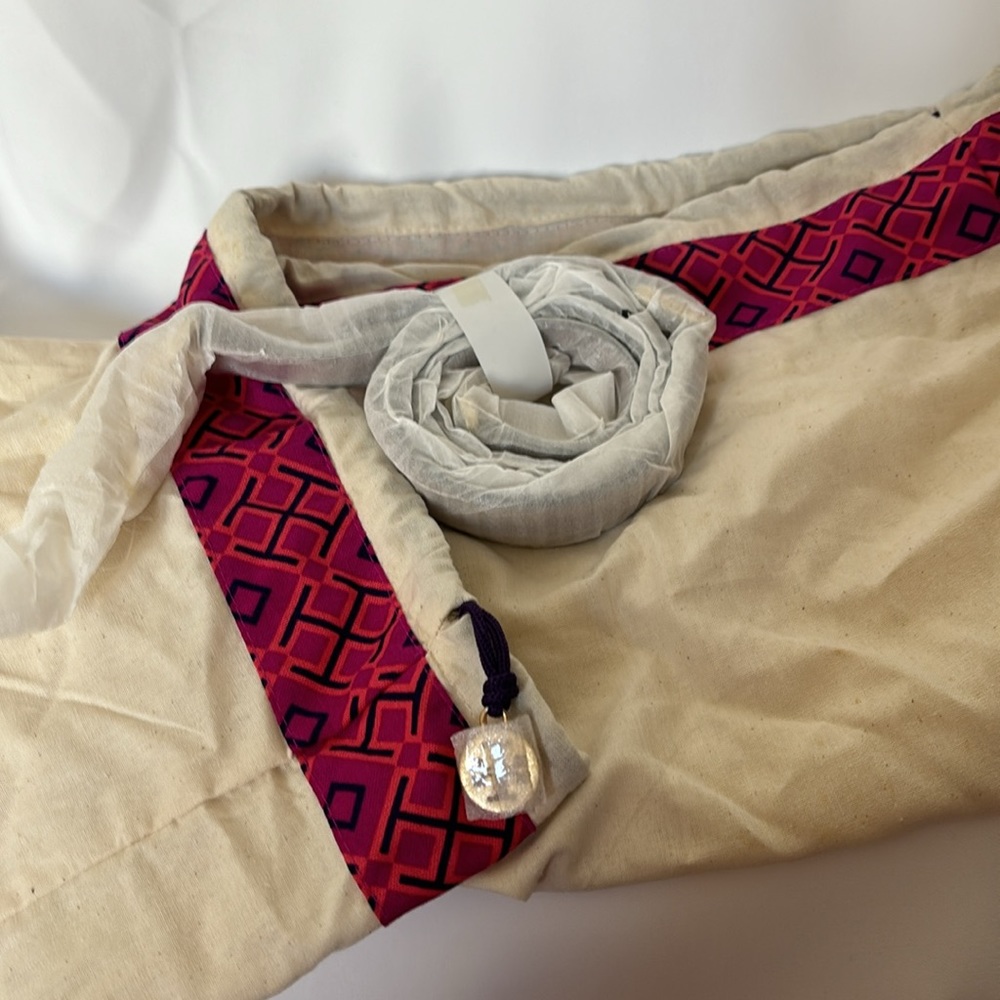 Tory Burch Thea Zip Satchel in bark - Picture 9 of 11